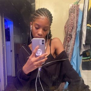 Meet your Posher, 𝓜𝓲𝓶𝓲<3